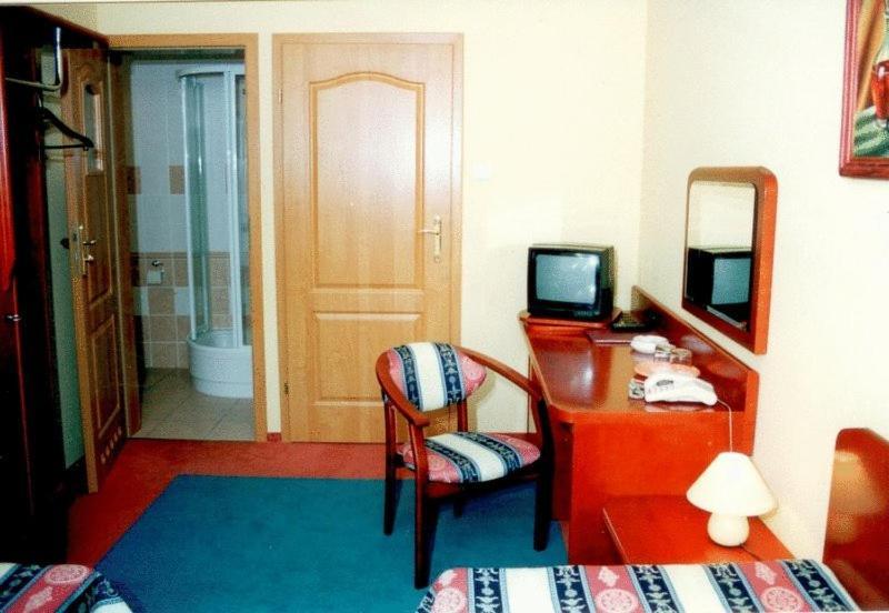 Hotel Rebajlo Pila Ruang foto